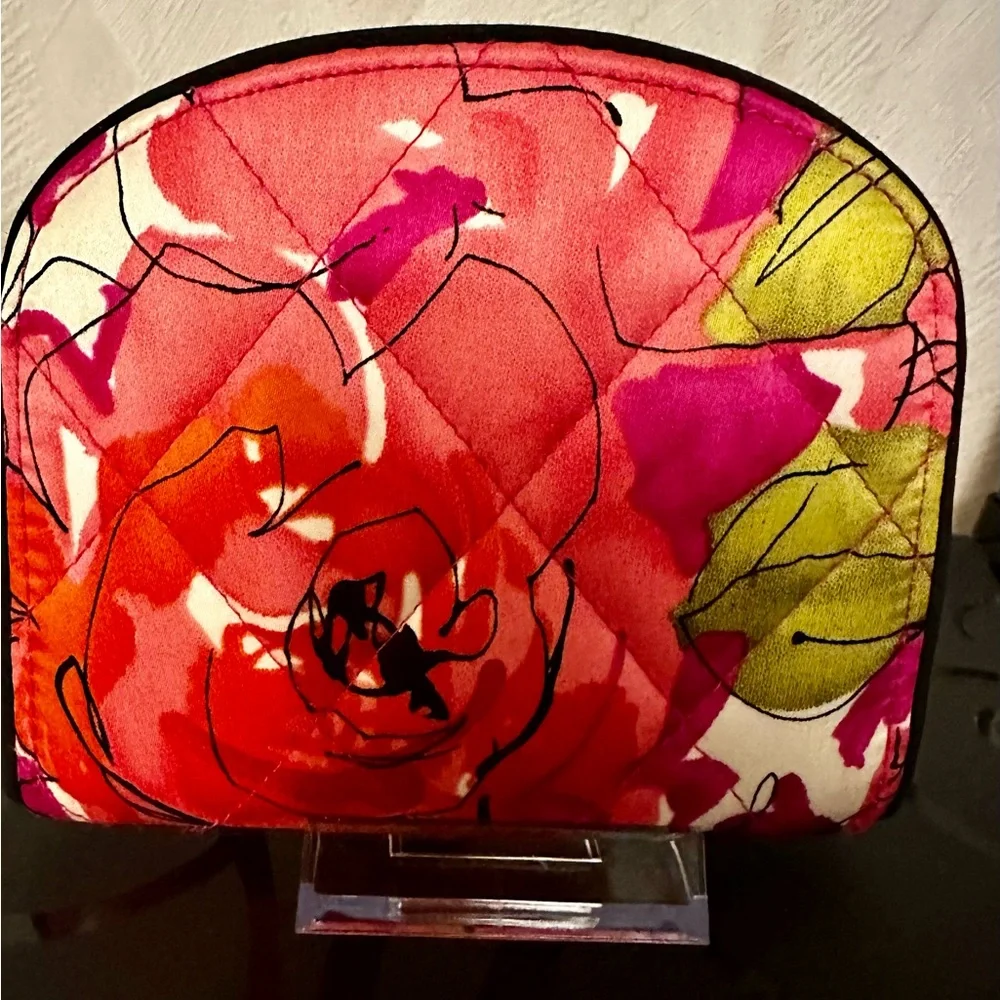 Vera Bradley Rose Harriet Kisslock Wallet. - Picture 2 of 7